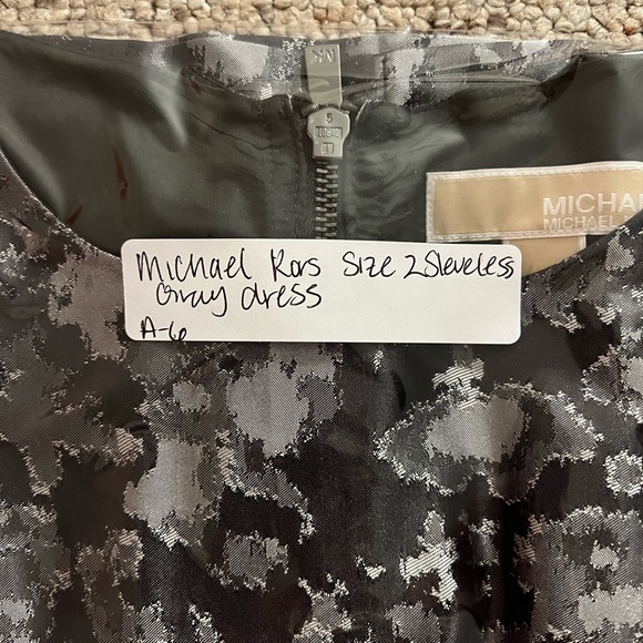 Michael Michael Kors dress Size 2 Grey Dry Clean Only - Picture 11 of 11